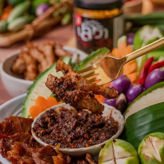 ซื้อน้ำพริก 3 กระปุก น้ำพริกเผา + น้ำพริกนรกแมงดา + น้ำพริกปลาร้า ได้ราคาพิเศษ