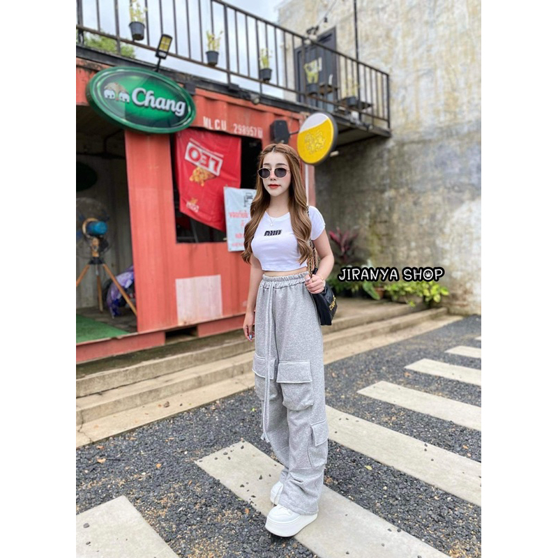 ชุดเซตกางเกงคาโก้ เสื้อปักmiumiu