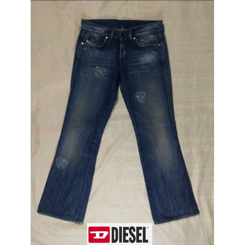 กางเกง​​ยีนส์​ขายาว Diesel Brand_2nd hand/ วัสดุผ้าฝ้าย 💯%/ Size 26/ Made in Italy 🇮🇹/ แท้มือสองกระสอบนำเข้า