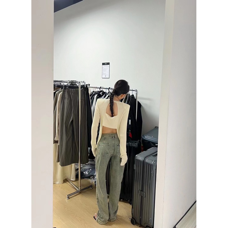 kloset A - เสื้อแขนยาวผ้าร่องเว้าด้านหลัง