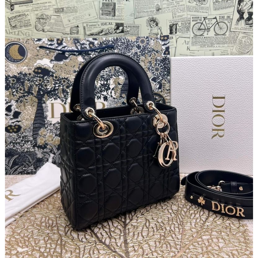 กระเป๋า Dior  งานvip หนังแท้ *
