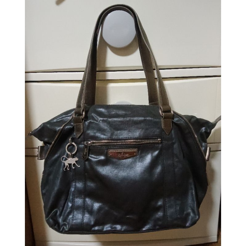 กระเป๋าสะพายได้ถือได้ Kipling Art S มือสอง สีเงิน แท้ 💯 กดเองจากเว็บ Amazon.com