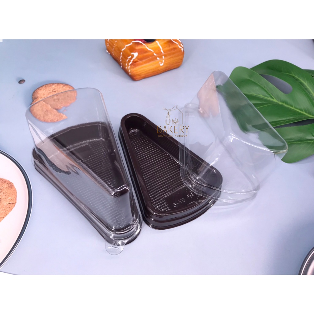 🍰กล่องใส่เค้กสามเหลี่ยม พร้อมฝา BY-61🍰 **เทียบเท่ากับกล่อง E-61 นะคะ**