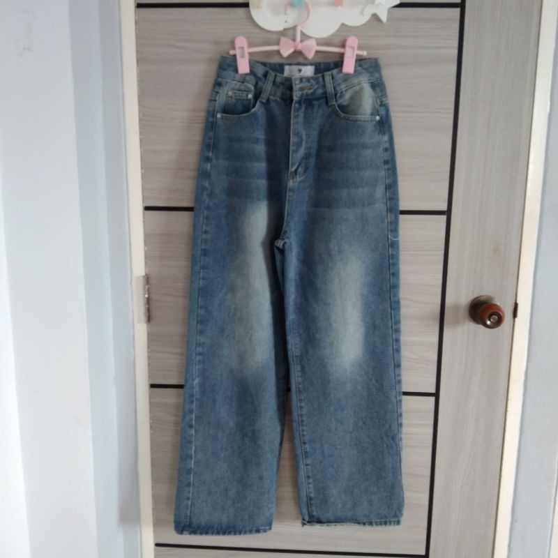 กางเกงยีนส์ order volume มือหนึ่ง ยังไม่เจาะกระดุม