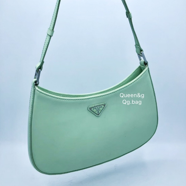 Prada Cleo shoulder bag vintage brandname พราด้า กระเป๋าสะพายไหล่ pastel สีเขียว พาสเทล แบรนด์เนม มื