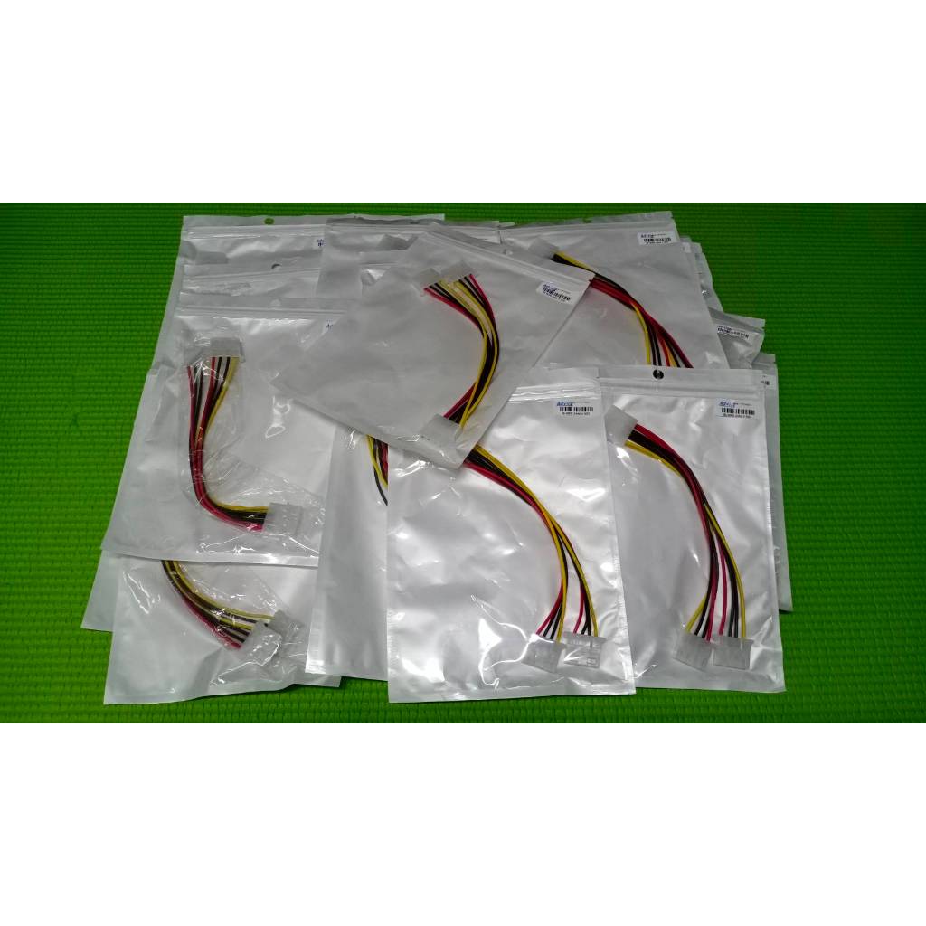 สายแปลง Molex Cable 4 Pin IDE 1 to 2 สาย Y-Power IDE หัว molex 2Port (4 Pin Molex Male to 2 ports Y 