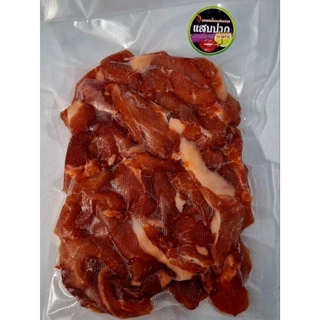 หมูแดดเดียว ติดมัน 500 g ส่งแบบแช่แข็ง