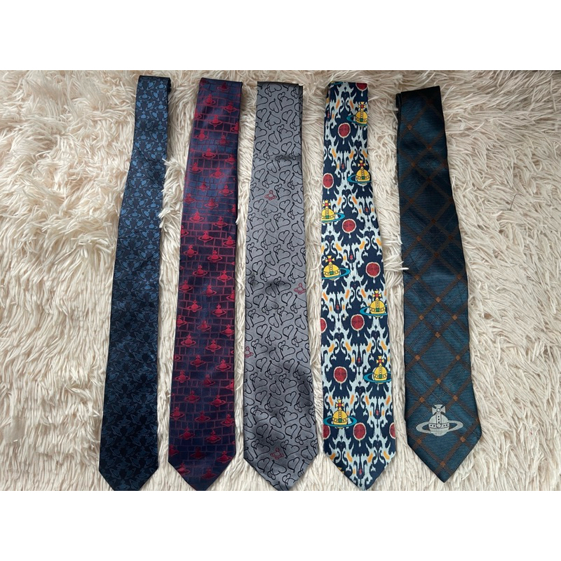 Necktie Vivienne Westwood ของแท้ มือสอง เนคไทค์วิเวียนมือสองของแท้ เนคไทค์
