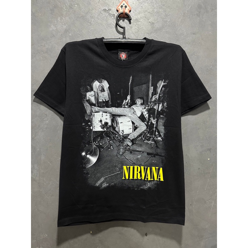 เสื้อยืดNIRVANAเล่นดนตรี ป้ายRockYeah ผ้าคอตตอน 100