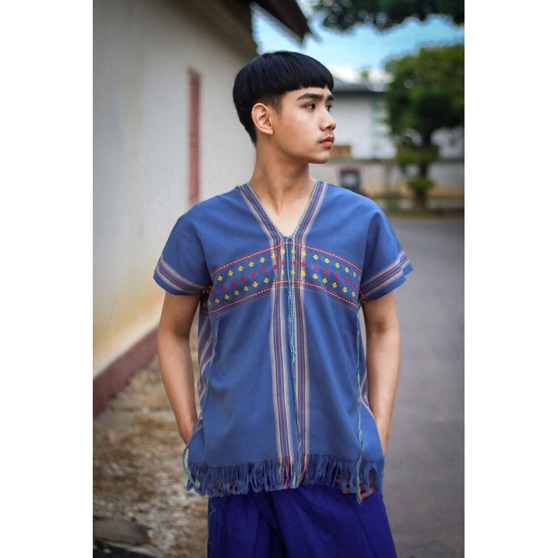 เสื้อกะเหรี่ยงทอ โทนสีธรรมชาติ