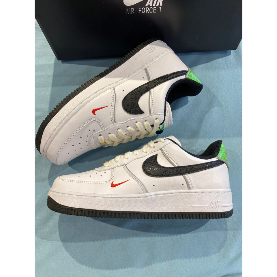 ของแท้ 100% Nike Air Force 1 Low 07 lx just do it DV1492-101