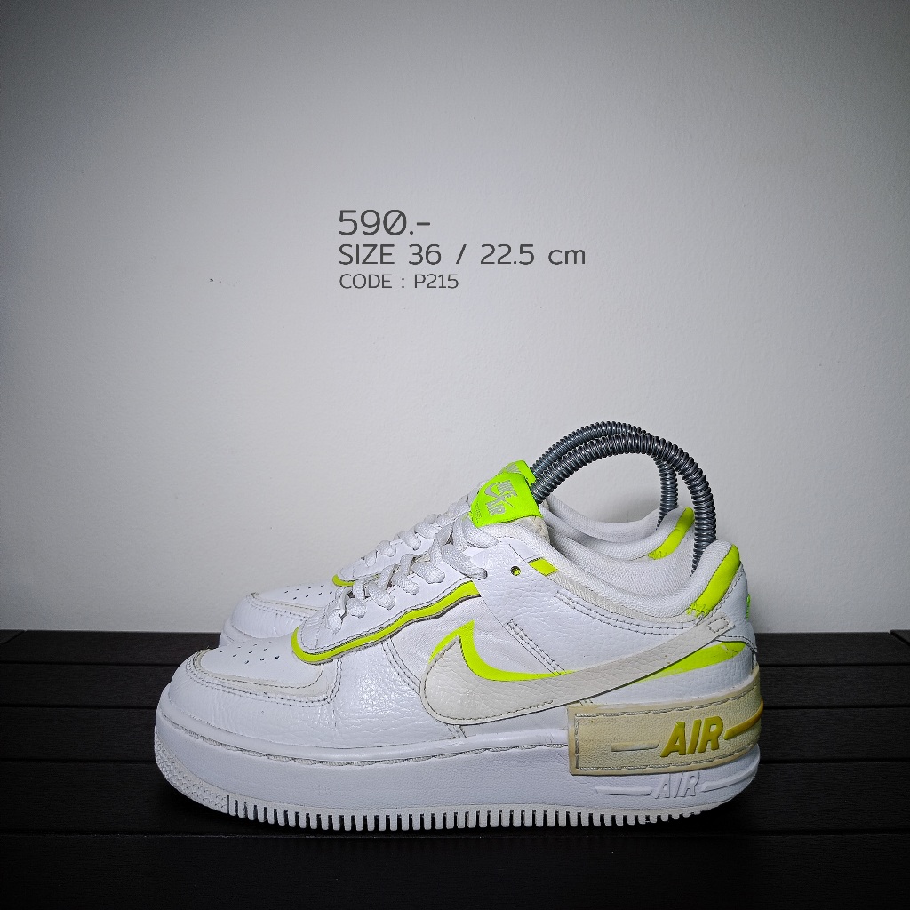 Nike Air Force 1 size 36 / 22.5 cm AF1 รองเท้ามือสองของแท้ (P215)