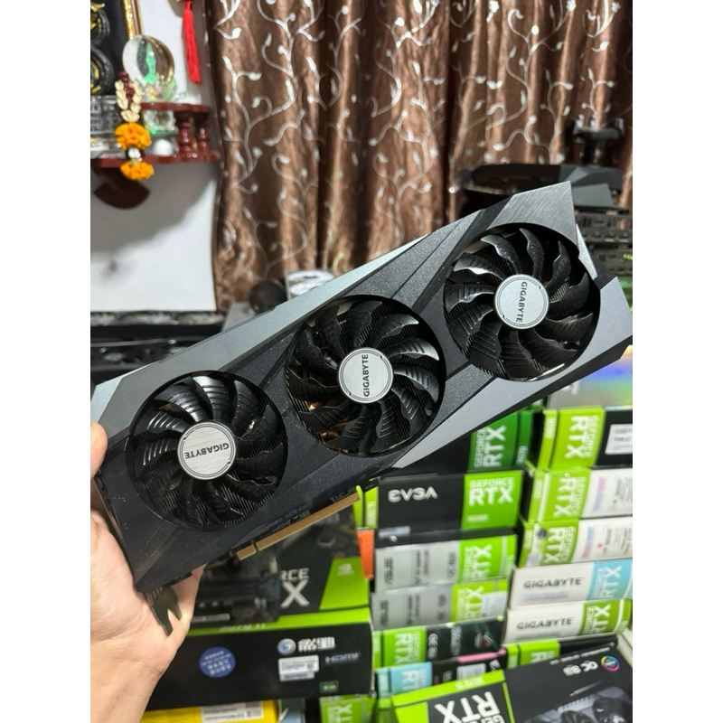 การ์ดจอ GIGABYTE RTX 3080 10GB  (มีของพร้อมส่งรูปสินค้าจริง)