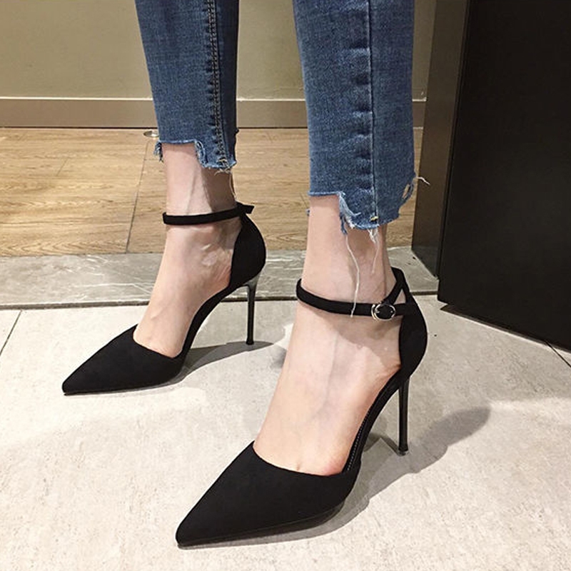 รองเท้าแตะส้นสูงผู้หญิง สายรัดหัวเข็มขัด นิ้วเท้าชี้ ส้นกริช ส้นสูง 8cm 👠