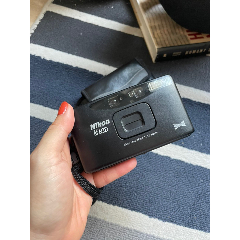 Nikon AF600 roll film camera