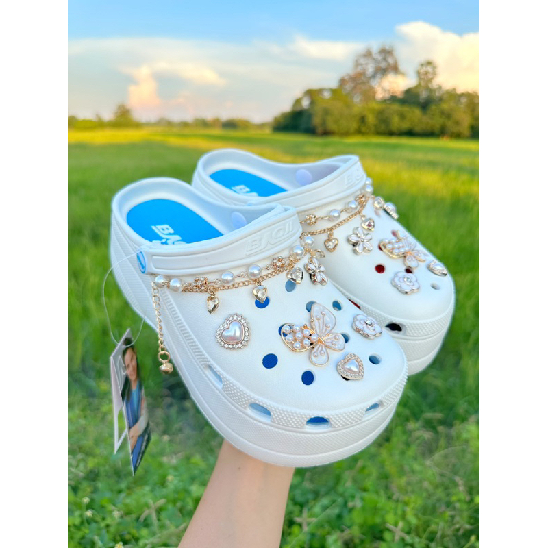 [โปรโมชั่นลูกค้าใหม่ 124 บาท] 💦พร้อมส่ง💦รองเท้าหัวโต บาโอจิ รองเท้าหัวโตแฟชั่นสวย สูง 7 ซม. ประดับคริสตัลและมุก รุ่น 112