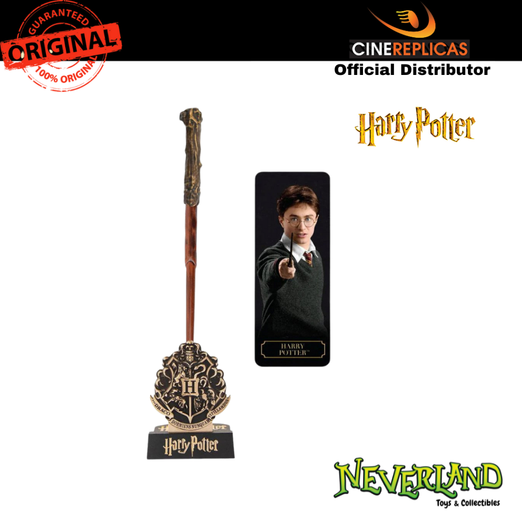 (Cinereplicas) Harry Potter Harry's Deluxe Wand Pen with Stand & Bookmark Cinereplicas