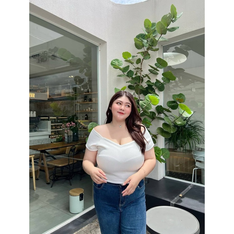 LN1 เสื้อปาดไหล่ ครอปผ้าร่อง พลัสไซส์💖