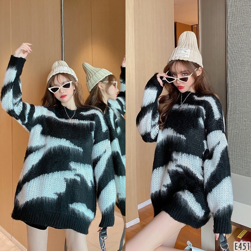 𝑩𝒀𝒁𝑨𝒁𝑨 E451 เสื้อไหมพรมแขนยาว ลายขาวดำ ใส่เป็นมินิเดรสได้
