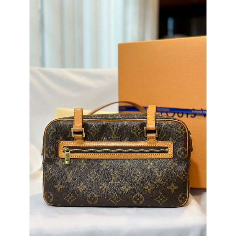 LV cite MM vintage dc03