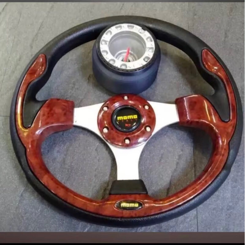 พวงมาลัย MOMO. พร้อมคอตรงรุ่น 12" คอ T -12 Toyota MTX ไทเกอร์ D4D อัลติส vios vigo