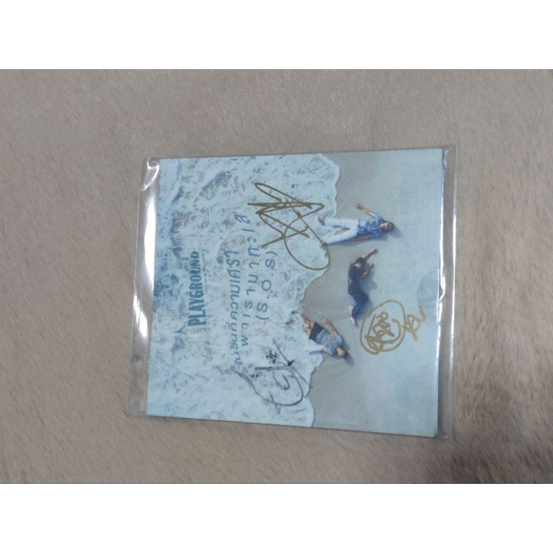 CD Playground (ซีดี วงเพลย์กราวด์) พร้อมลายเซ็นต์