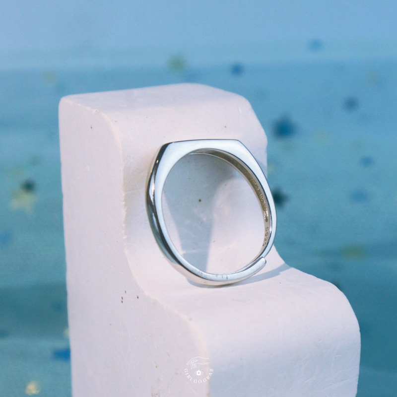 แหวนเงินแท้สลักชื่อ รุ่น Single