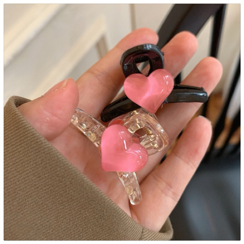 ‼️พร้อมส่ง‼️✨กิ๊ฟติดผมหน้าม้า กิ๊ฟติดผม รูปทรงหัวใจ น่ารักๆ✨