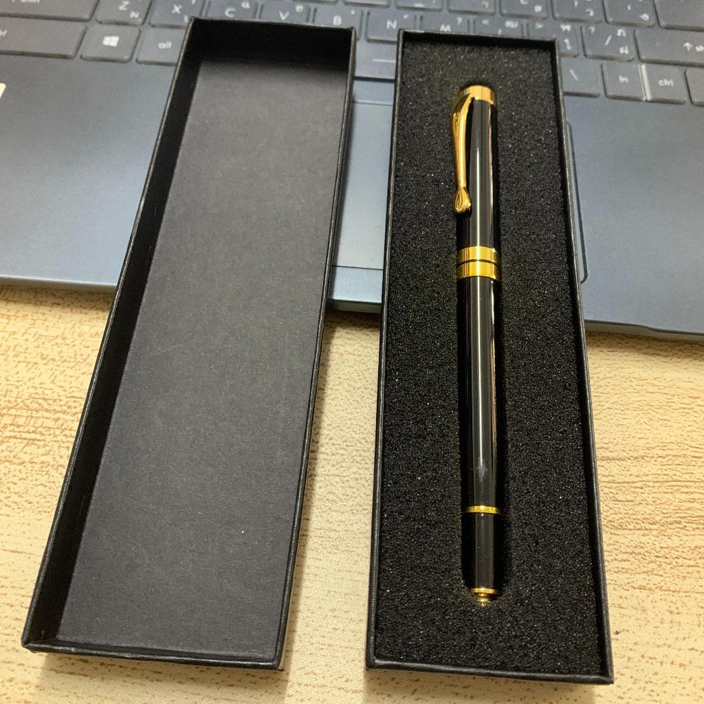 ปากกาเจล0.5 พร้อมกล่อง Gel Pen Gift with Box สลักชื่อฟรี (เครื่องเขียนสลักชื่อฟรี)