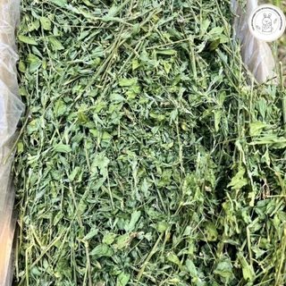 CHA Brown Rabbit Food หญ้ากระต่าย หญ้าอัลฟาฟ่าอบลมร้อน Super Premium Alfalfa Grass 1Kg(กล่องน้ำเงิน)