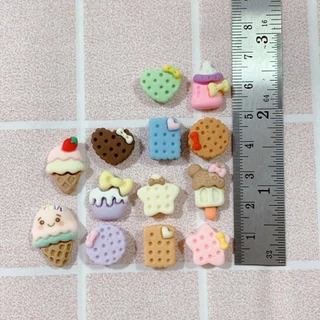 เรซิ่นติดหลังโทรศัพท์ ตกแต่งเคสมือถือ ไอติม ขนม ขวดน้ำ ผลไม้ ดอกไม้ ตกแต่งเครื่องประดับต่างๆงานDIY งานฝีมือ กรอบรูปภาพV1