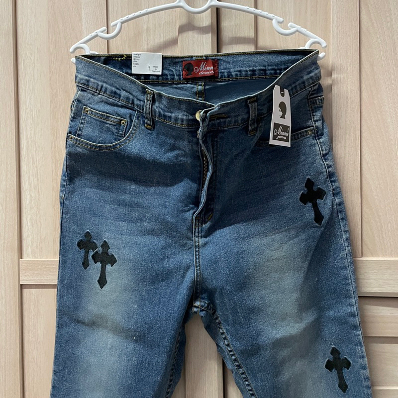 มือหนึ่ง กางเกงยีนส์ (เอวไม่เกิน 30 นิ้ว) minnie jeans
