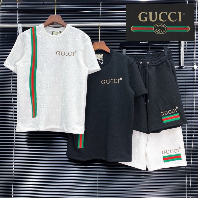 ชุดเซท Gucci 💚♥️💚 เสื้อยืด + กางเกงขาสั้น 🩳 Hiend 1:1 Cotton 💯