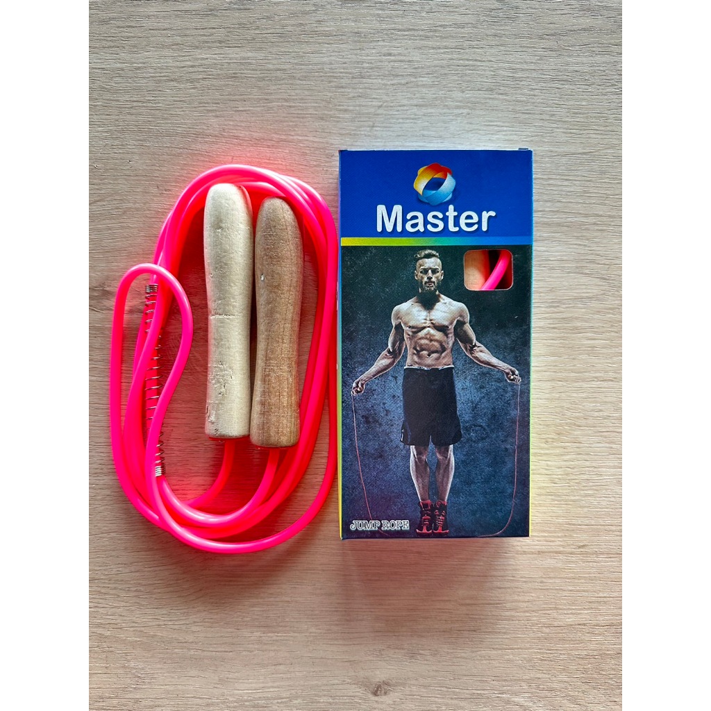 เชือกกระโดด ด้ามไม้ มีสปริง Master ยาว 2.7 เมตร (คละสี )