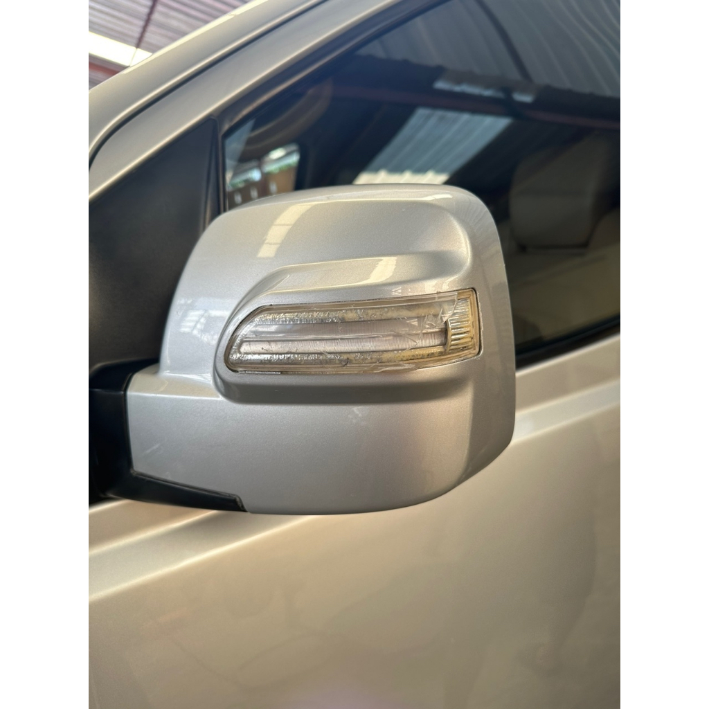 โคมไฟเลี้ยว H-1 พร้อมไฟทั้งเซ็ท Hyundai H-1 อะไหล่แท้