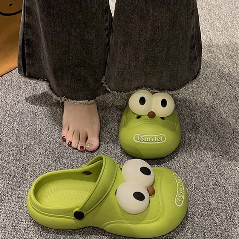 Jukoy สินค้ามาใหม่ รองเท้าหัวโตรูปแบบใหม่เหมาะสำหรับคุณผู้หญิง แถมตัวติดเป็นตาการ์ตูนโตๆที่เป็นเอกลักษณ์ของรุ่นนี้