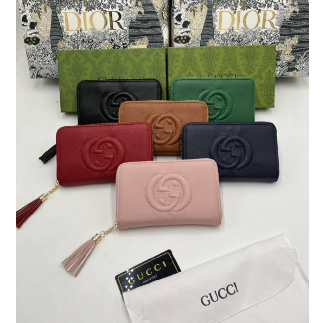 กระเป๋าตังค์ ใบกลาง กุชี่ หนังเกรด a สินค้าพร้อมส่งพร้อมกล่องถุงผ้าการ์ด