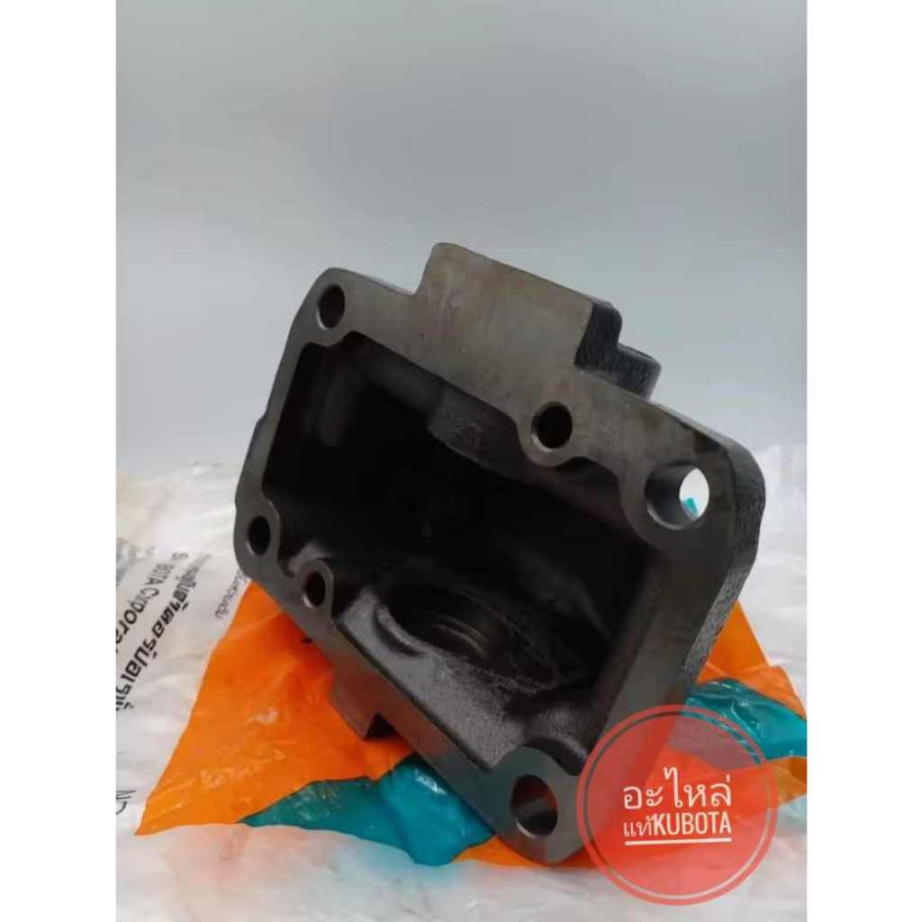 เสื้อเฟืองขับ+ประเก็นเฟืองขับ อะไหล่แท้ศูนย์คูโบต้า สำหรับรถแทรกเตอร์ L3218DT L3608SP L4018CE (CS) L