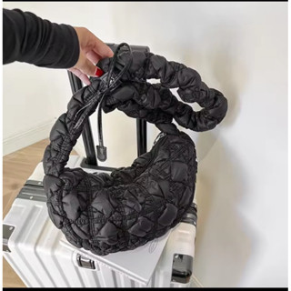 (พร้อมส่ง)Su115🔥กระเป๋าสะพายไหล่ ใต้วงแขน แบบนิ่ม สามารถพับไ…