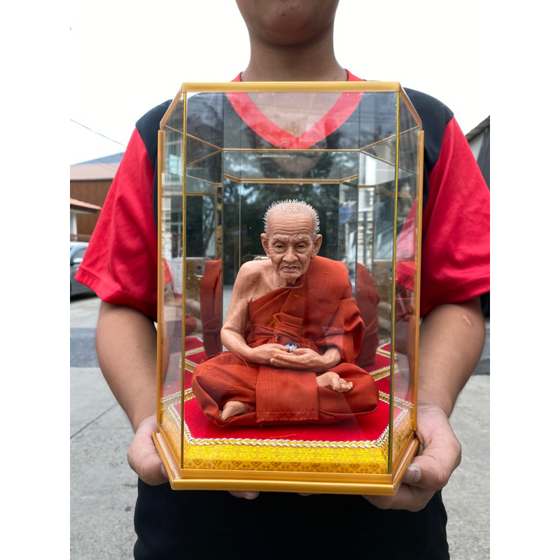 หลวงปู่ทวด  สมเด็จโต พระเกจิพร้อมตู้ ของขวัญ ของที่ระลึก องค์พระด้านในหน้าตัก5นิ้ว