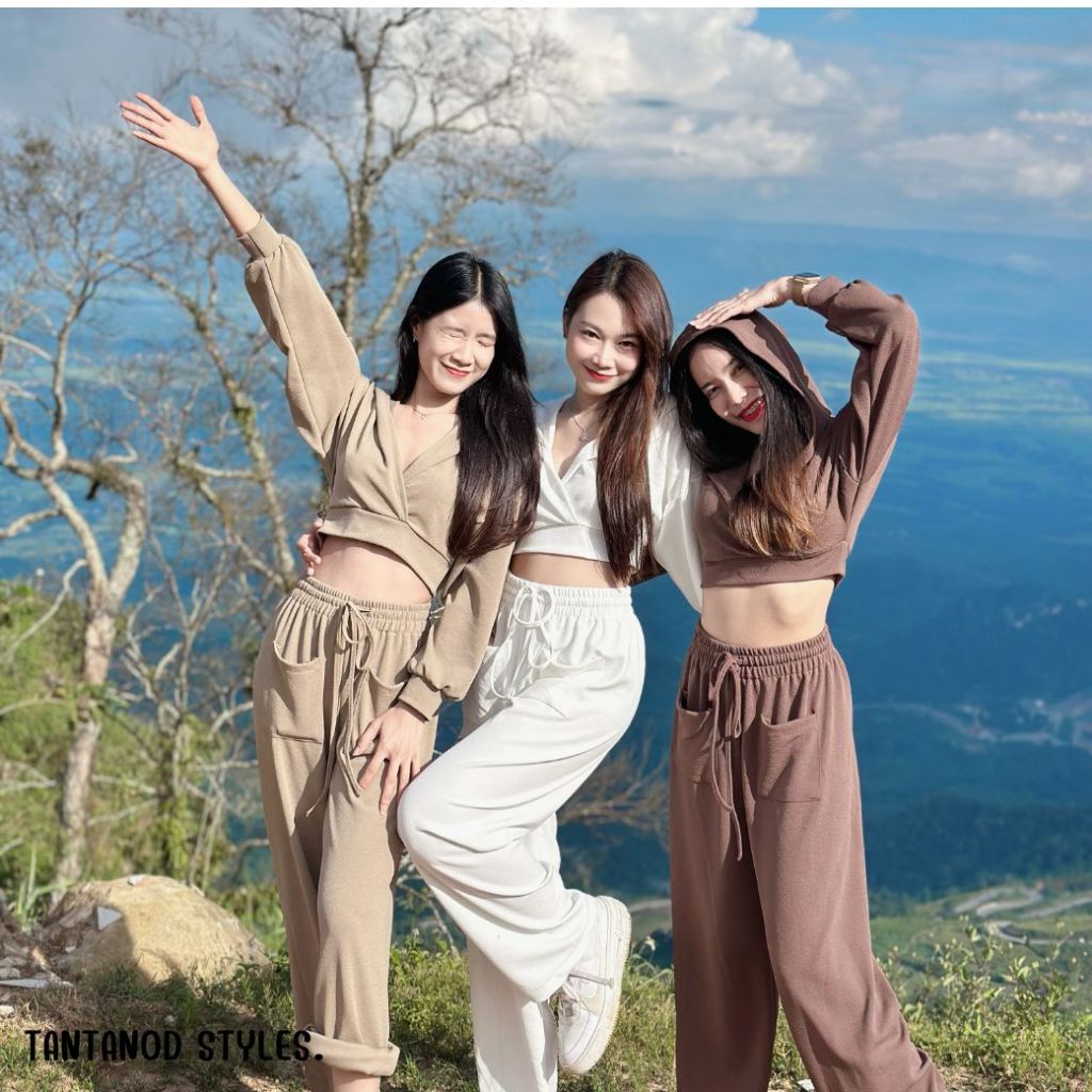 TANTANOD - ชุดเซต เสื้อครอปฮู้ดแขนยาว กางเกงขายาว รุ่น Benla
