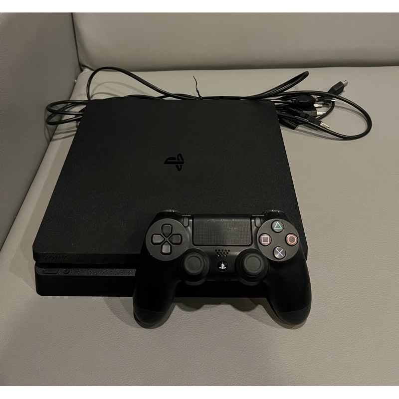 PS4 Slim CUH-2106A 500 GB + 1 console แท้ เครื่องเล่นเกม สภาพเหมือนใหม่ ✅