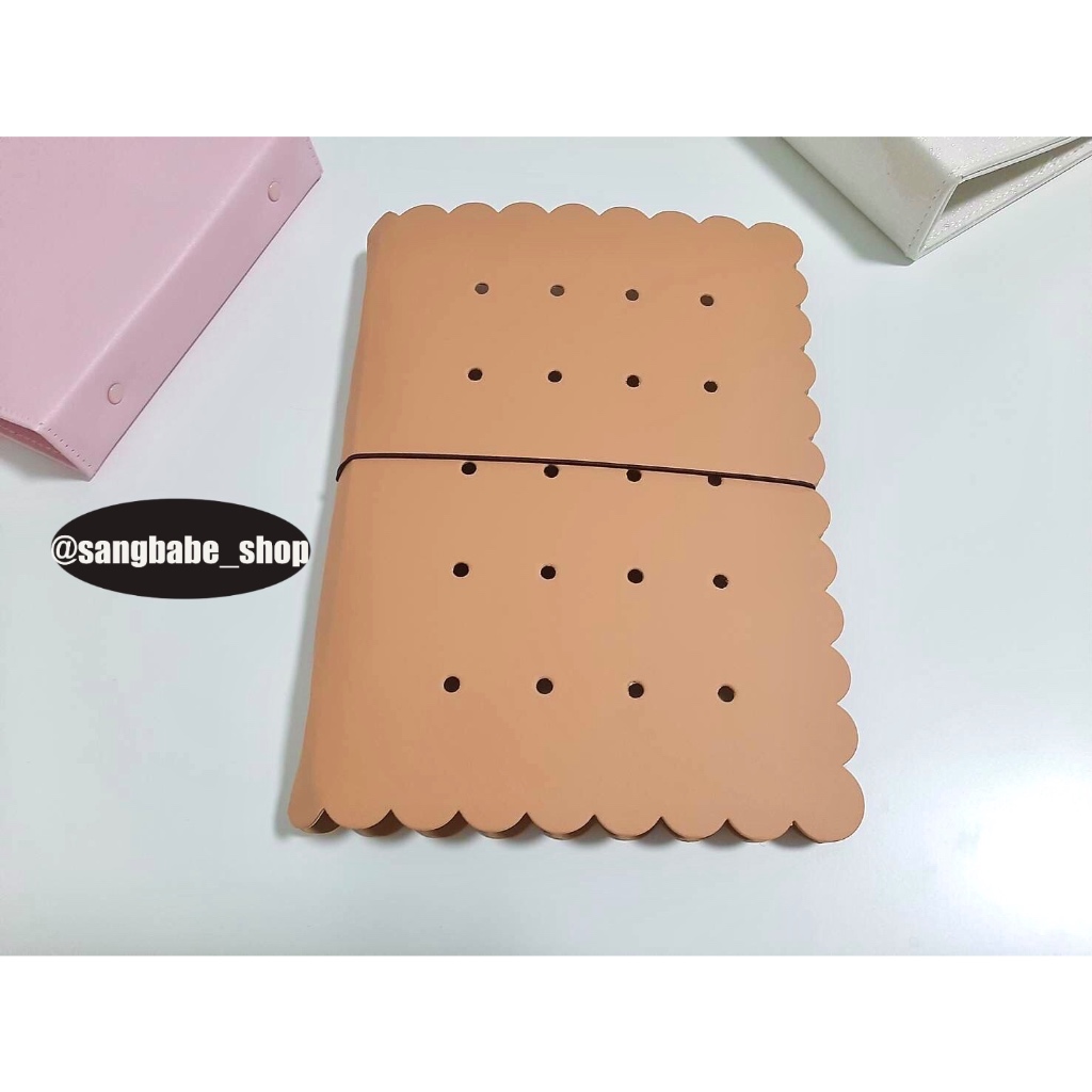 พร้อมส่ง(แถมไส้ 25 ใบ) แฟ้มบิสกิตมีสายรัด 2x3 นิ้ว เล่มใหญ่/จิ๋ว แฟ้มใส่การ์ด อัลบั้มรูป โพลารอยด์ นามบัตร แฟ้มสะสมการ์ด
