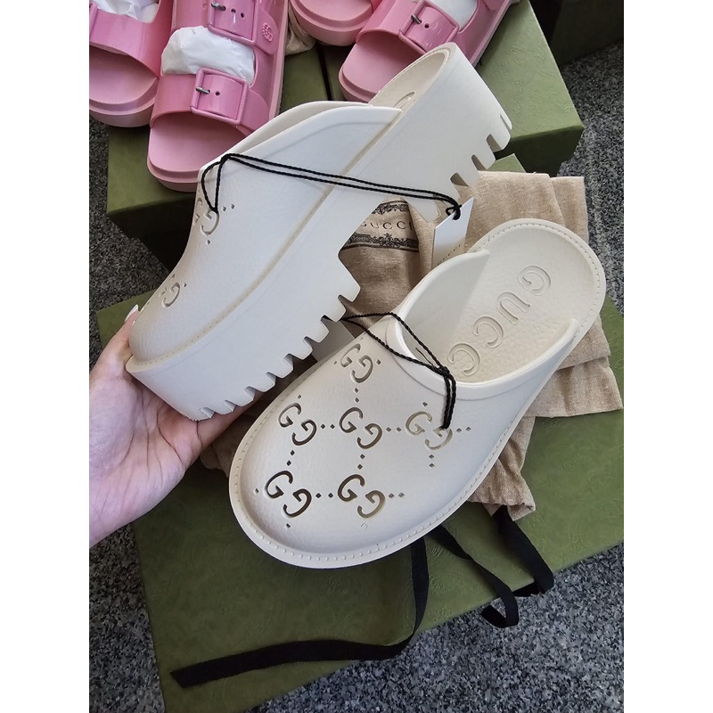 New Gucci elea rubber sandals  ขาว