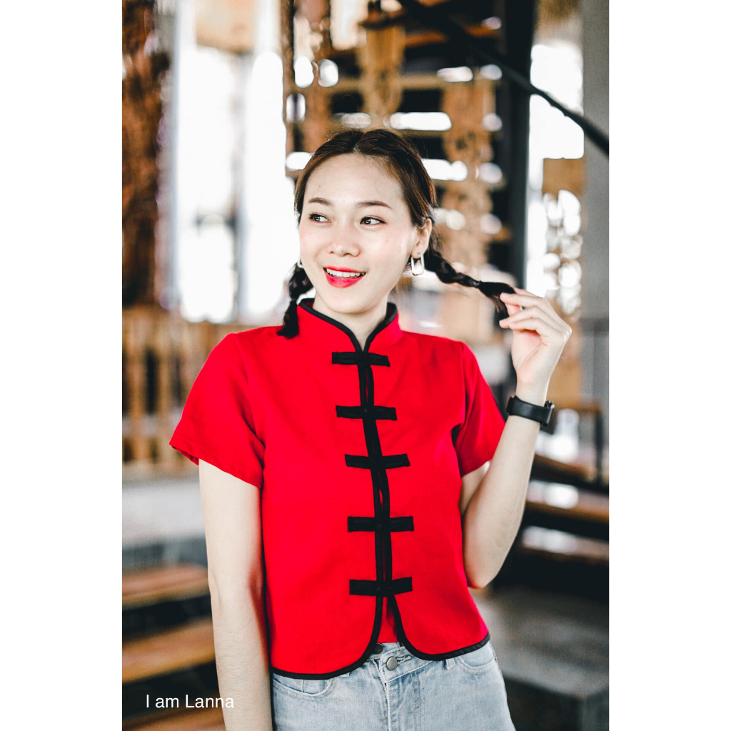 เสื้อกี่เพ้ากระดุมหน้า