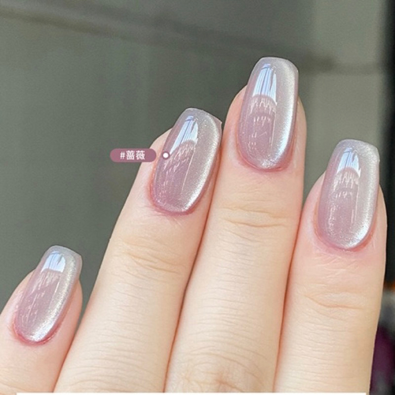 สีเจลลูกแก้วกระจก สีเจลลูกแก้วรุ่นใหม่ รุ่นยอดฮิตสวยๆ มีสองขนาด 10ml และ 15ml ต้องใช้แม่เหล็กดึงลาย