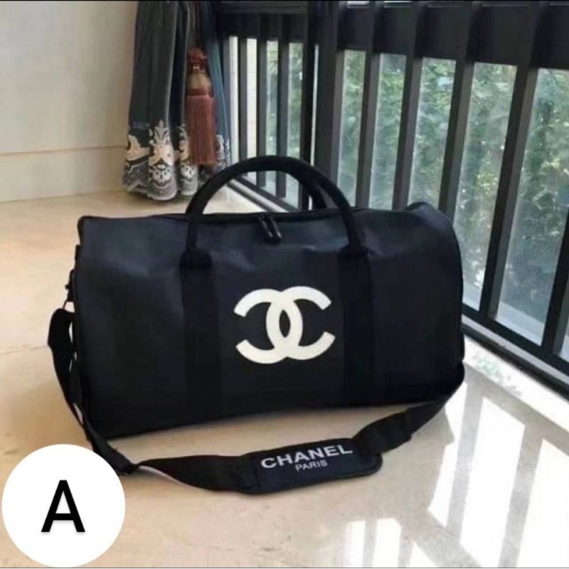 [มีราคาส่ง]🌜FTN☃️ กระเป๋าเดินทาง Chanel ใช้งานได้ทั้งแบบถือ และ สะพายไหล่ ใส่ของได้เยอะแต่กระทัดรัด ดีไซน์หรู✨️