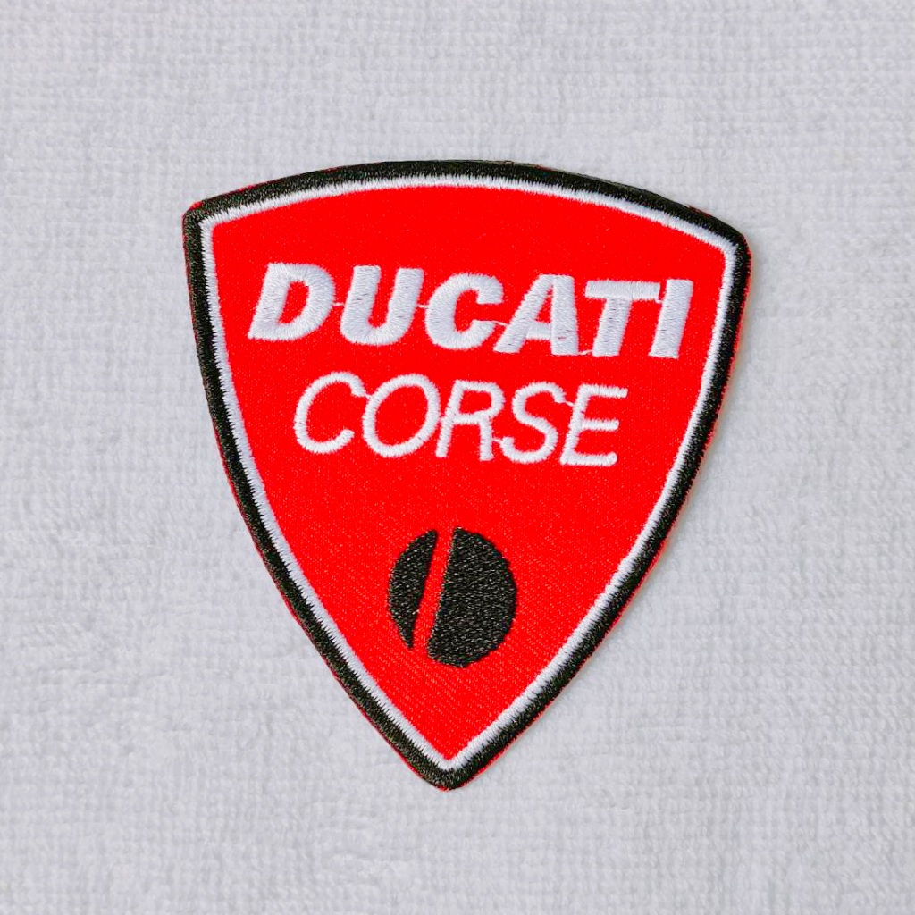 ตัวรีดติดเสื้อ อาร์มติดเสื้อ โลโก้ ตรา ยี่ห้อ มอเตอร์ไซค์ Motorbike Ducati Patch ดูคาติ ดูคาตี้ Sticker racing big bike