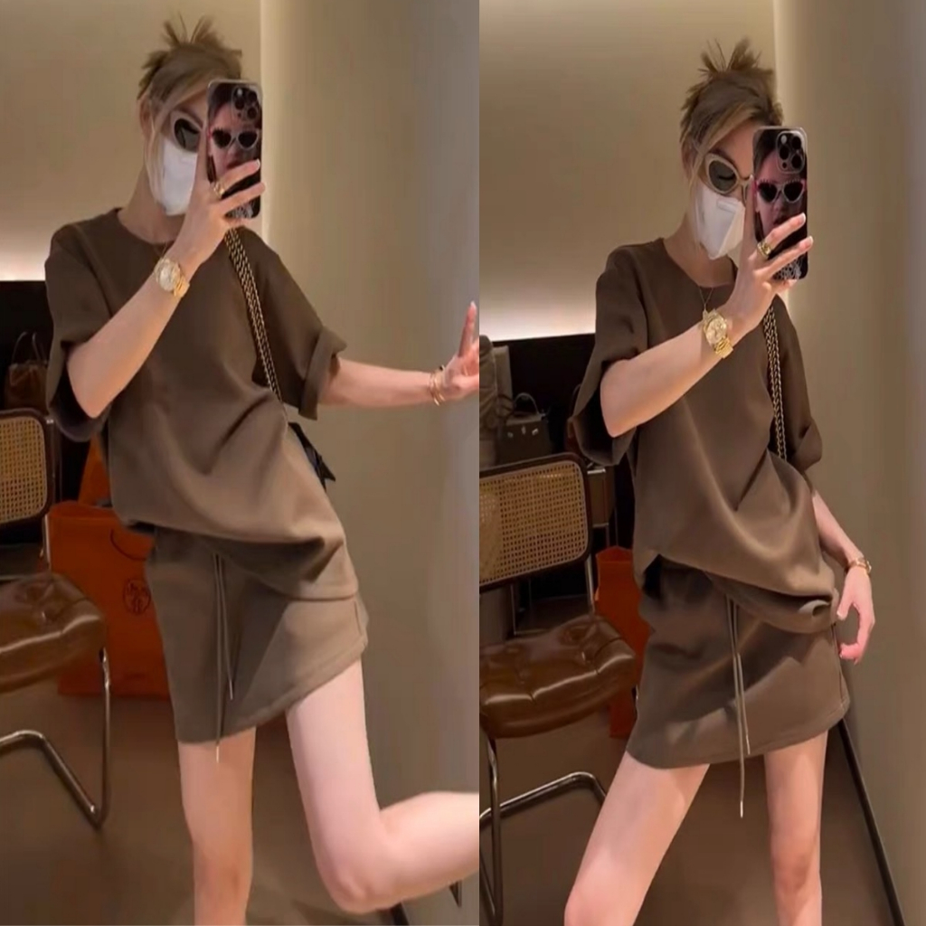 solid color-oversizeเกาหลีแฟชั่นคอกลมเสื้อแขนสั้นชุดเซ็ต2ชิ้นผู้หญิง ย้อนยุคเสื้อยืด+กระโปรงกีฬาเวลาว่างชุดสูท