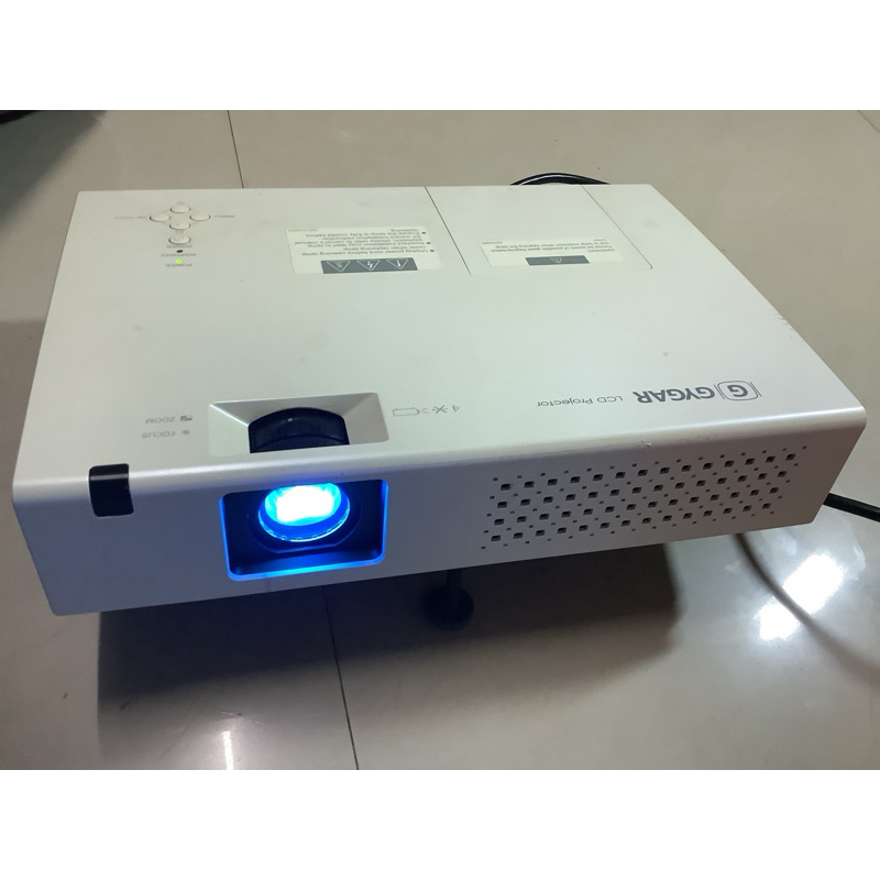 1.สนใจทักแชทก่อนซื้อ โปรเจคเตอร์ GYGAR LM23 มือสองภาพออกมามีตำหนิ/PROJECTOR GYGAR LM23 ขาดรีโมท/IN H